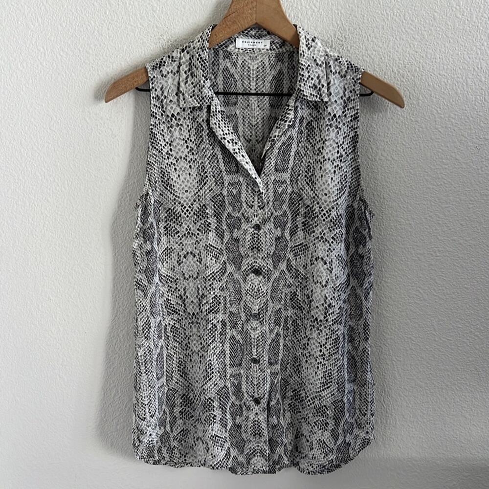 Equipment Femme Snakeskin Silyk Neutral Tank Top Front Button Collar Small